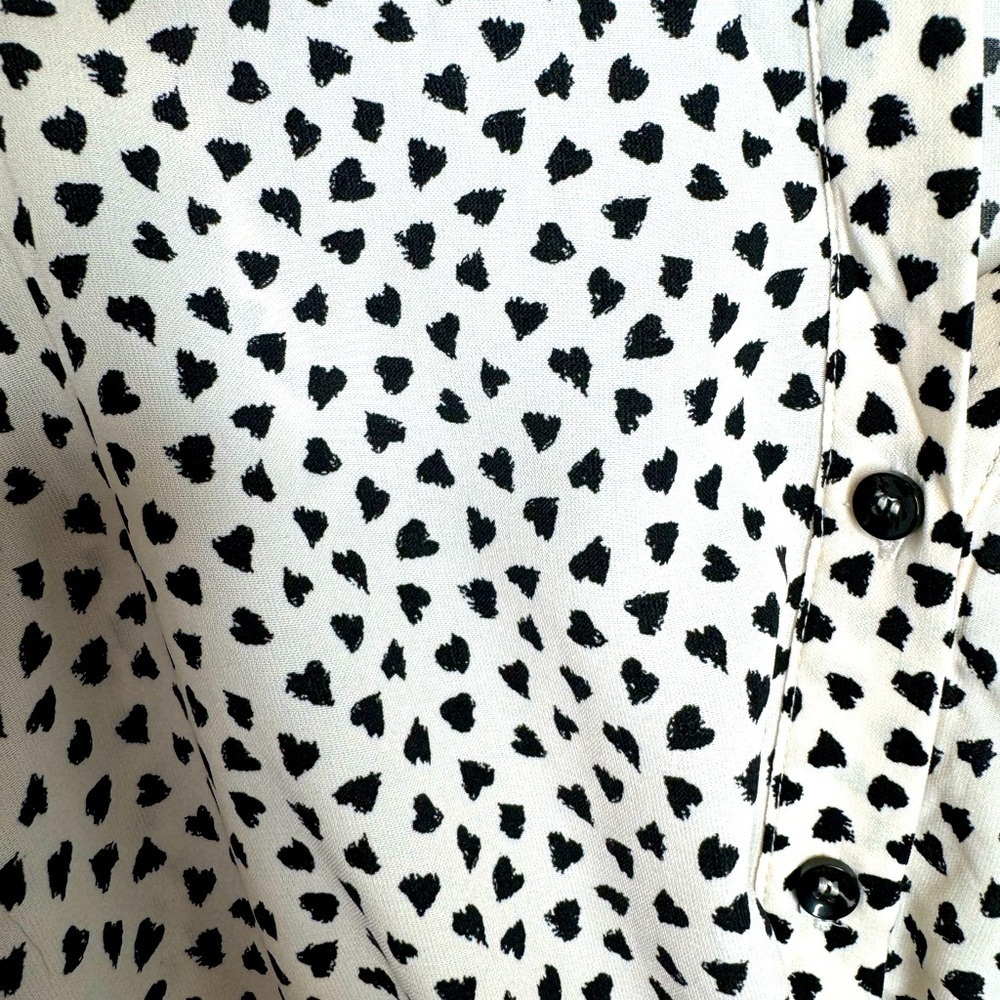 Women’s medium Sweet Rain blouse - Picture 2 of 4
